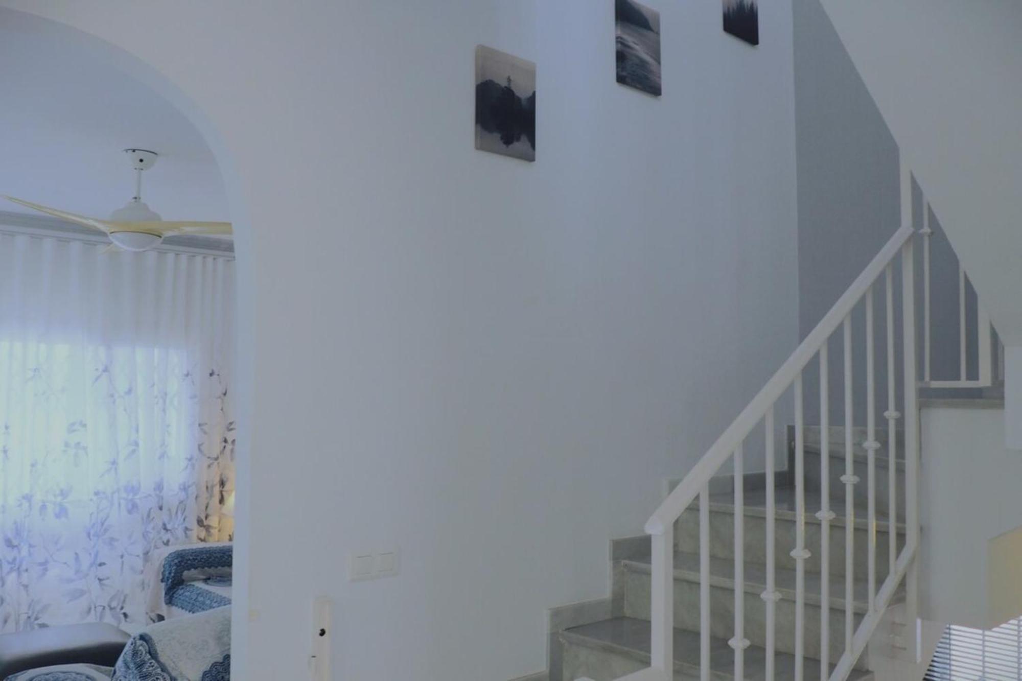 Stylish Villa Private Pool Ideal For Large Family ネルハ エクステリア 写真